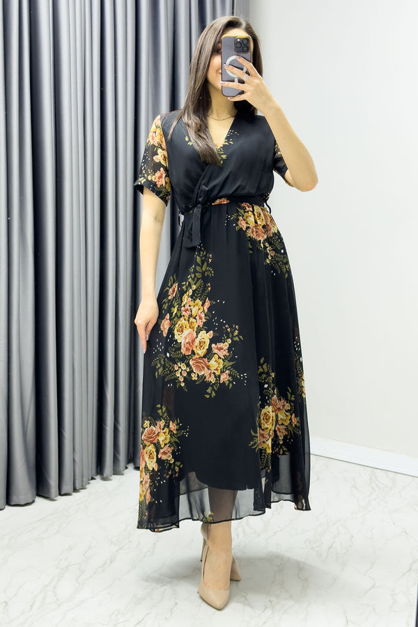 Siyah Çiçekli Kısa Kol Kruvaze Yaka Büyük Beden Şifon Elbise
