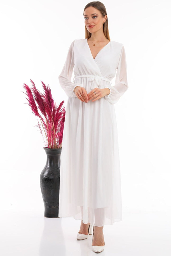 Beyaz Kruvaze Yaka Kuşaklı Büyük Beden Şifon Maxi Elbise - Elbise Delisi