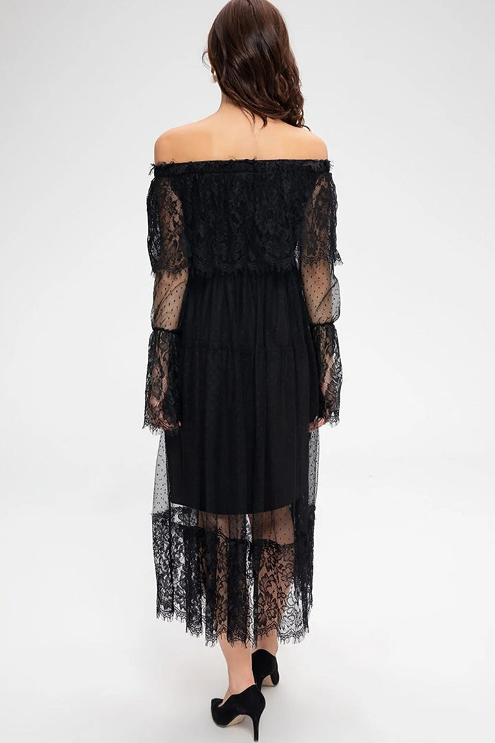 Siyah Tül Carmen Yaka Madonna Güpür Elbise - Elbise Delisi